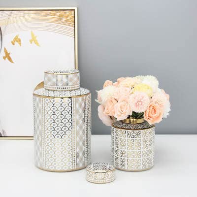 ASPIRE DESIGNS Gold Ginger Jar/White with Lid/Ceramic VASE/Canister Set/White/Gold ca or Flower vase for Home Decor