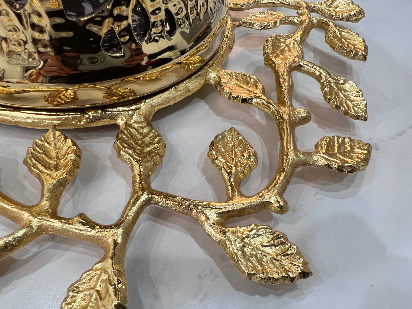 Gold Wall Metal Wreath/ Trivets