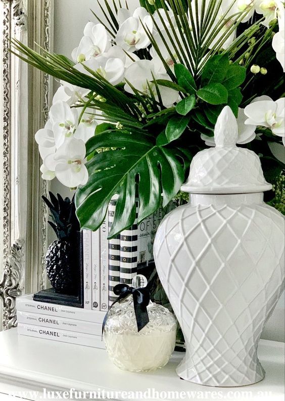 White Lattice Ginger Jar