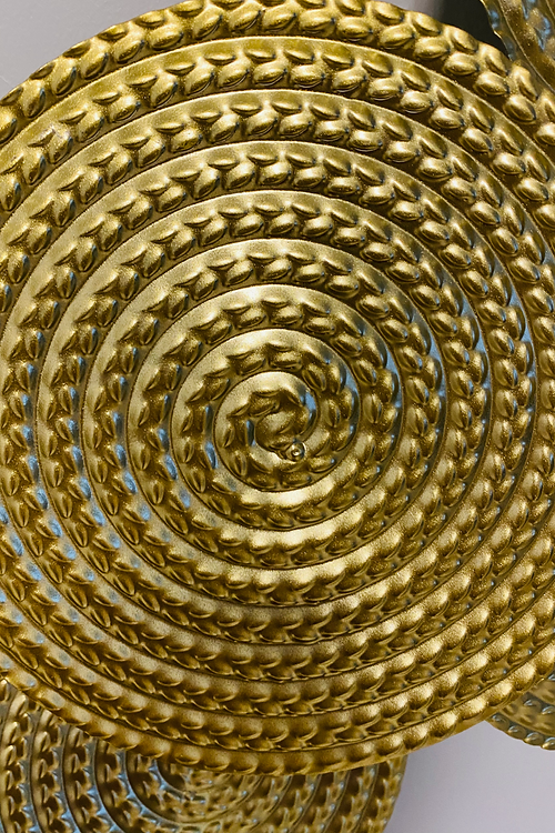 Gold Disc Style Wall Decor