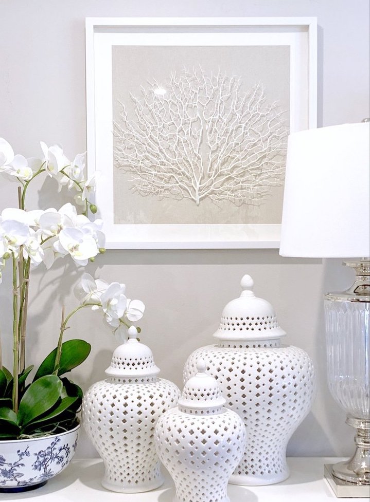 White Hollow Style Ginger Jar